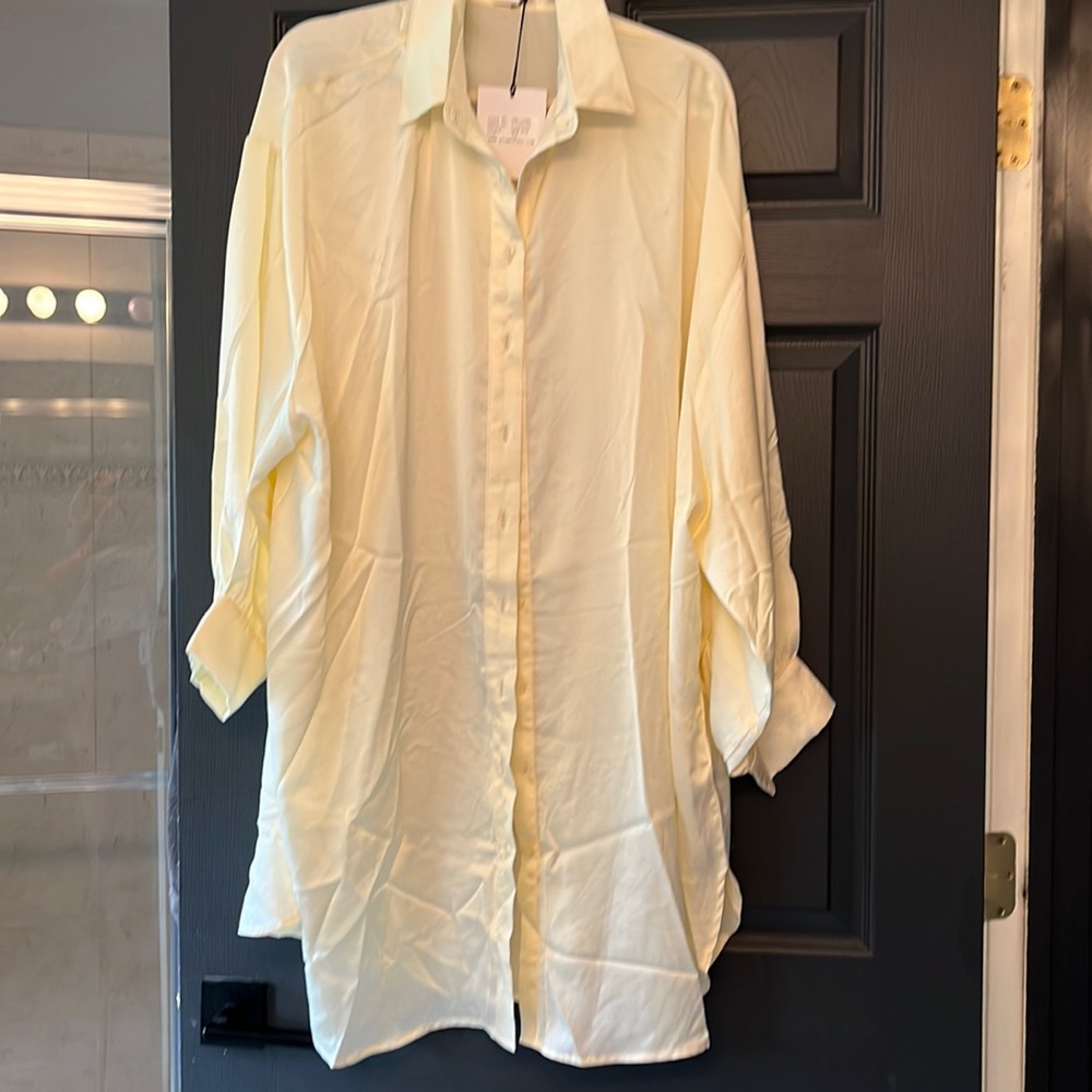 Beautiful silky/satin cream shirt dress